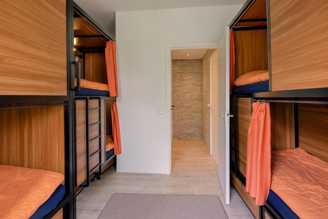 Recharge Hostel Rotterdam Bagian luar foto